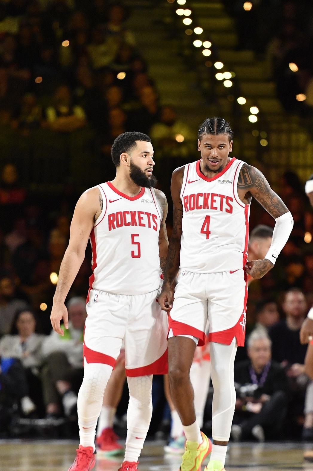 开云棋牌入口休斯敦火箭发布备战花絮，赛前官宣签约，NBA季后赛任务艰巨，更衣室氛围转暖的简单介绍