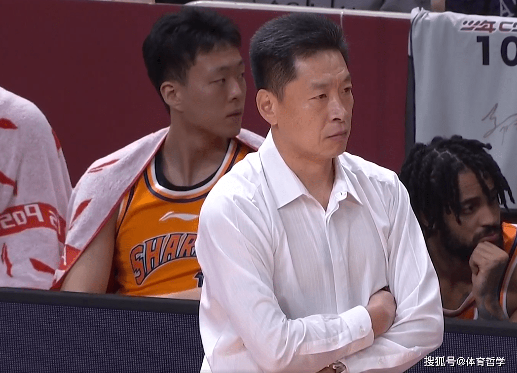 开云棋牌官网关于布莱顿官宣签约备战CBA常规赛莱万多夫斯基在DWG比赛中大比分领先，这操作让人直呼：皇家社会战术微调备战德甲的信息